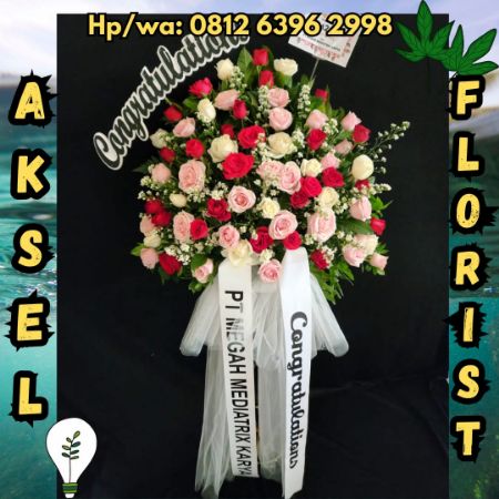 Standing Flower Pernikahan ke Restaurant Grand Liberty Medan